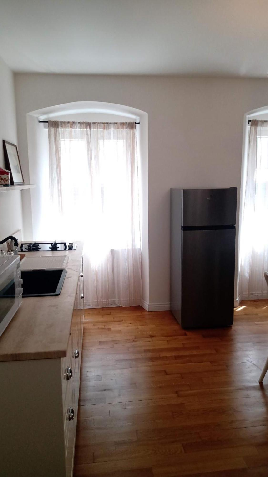 Casa Renova, Intero Appartamento, 2 Camere, Max 4 Ospiti, Trieste Zona Storica Bagian luar foto